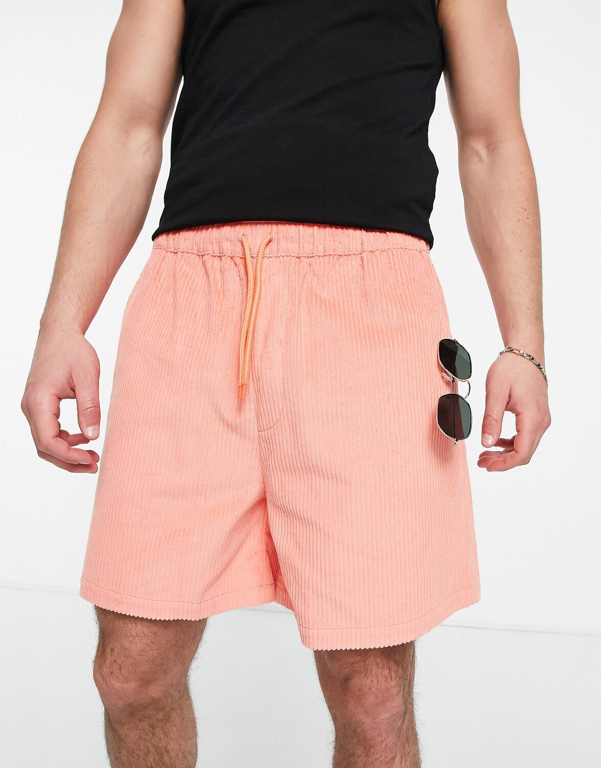 

Коралловые вельветовые шорты широкого кроя ASOS DESIGN