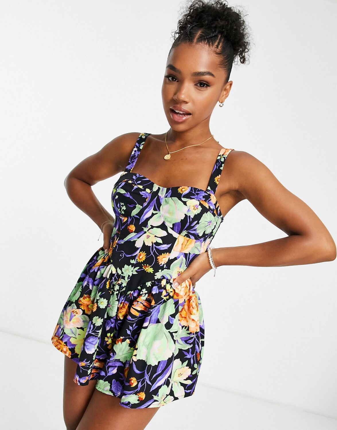 

Комбинезон с цветочным принтом ASOS DESIGN