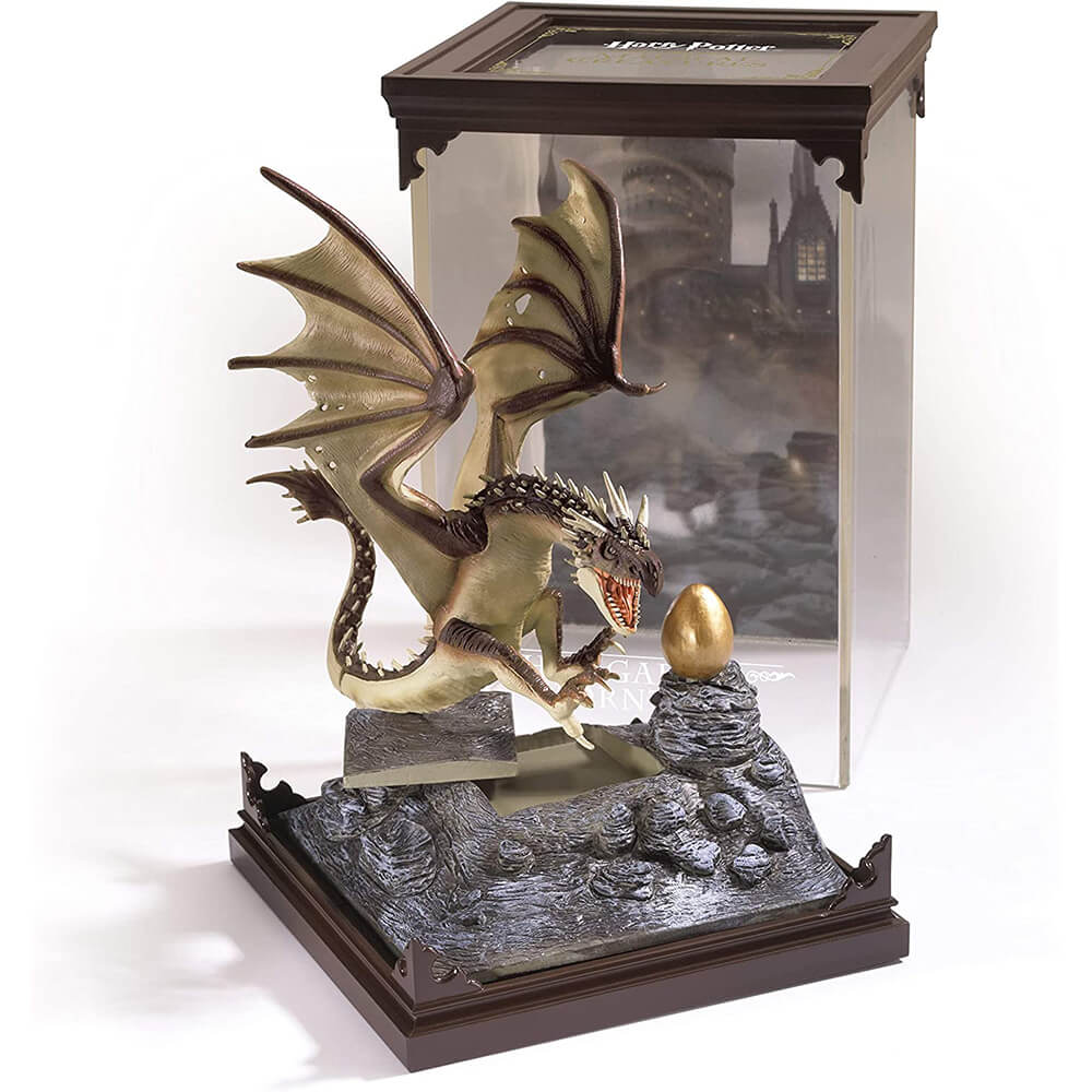 Фигурка The Noble Collection Magical Creatures, Венгерская Хвосторога noble collection фигурка fantastic beasts magical creatures нюфлер