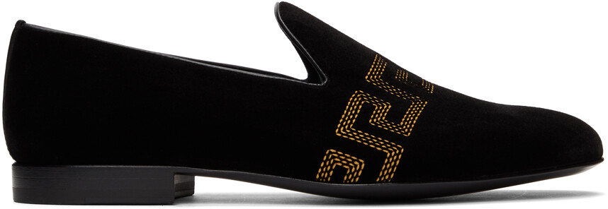 

Черные лоферы Greca с вышивкой Versace