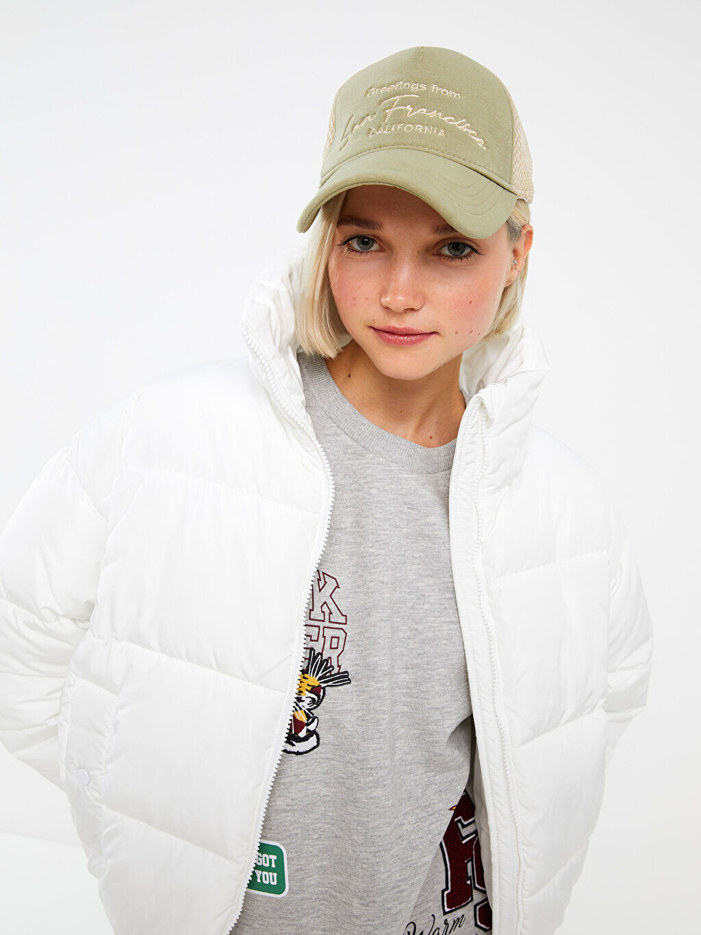 

Женская кепка с вышивкой с надписью LCW Accessories