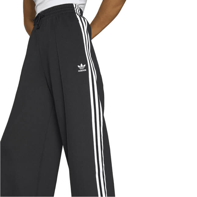 Спортивные штаны Adidas Relaxed Pant, черный – заказать из-за границы сдоставкой в «CDEK.Shopping»