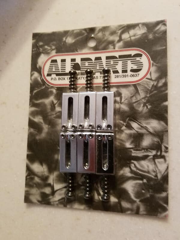 

Allparts BP022 Хромированное седло