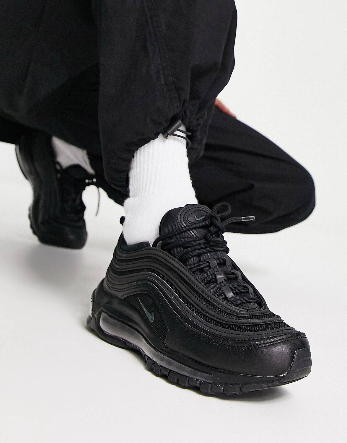 

Кроссовки Nike Air Max 97 тройного черного цвета