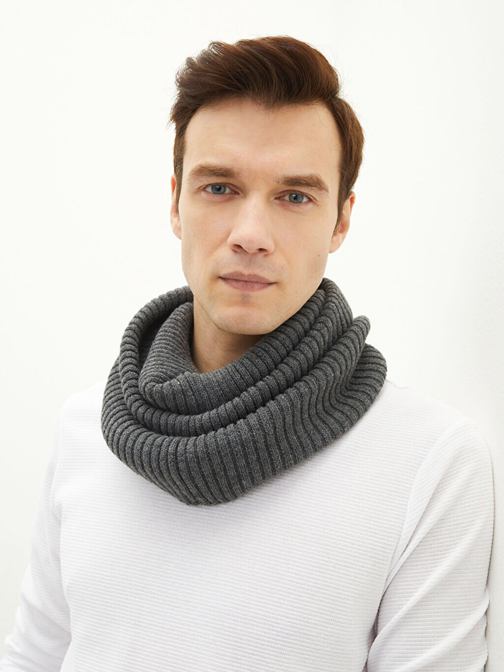 

Мужской трикотаж Воротник LCW Accessories