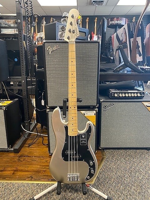 

Fender Precision Bass к 75-летию 75th Anniversary Precision Bass