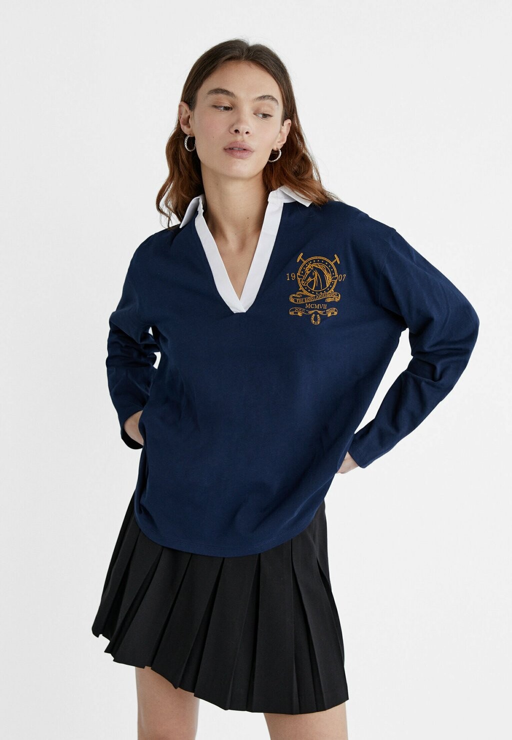 

Рубашка-поло Contrast Embroidered Stradivarius, цвет dark blue