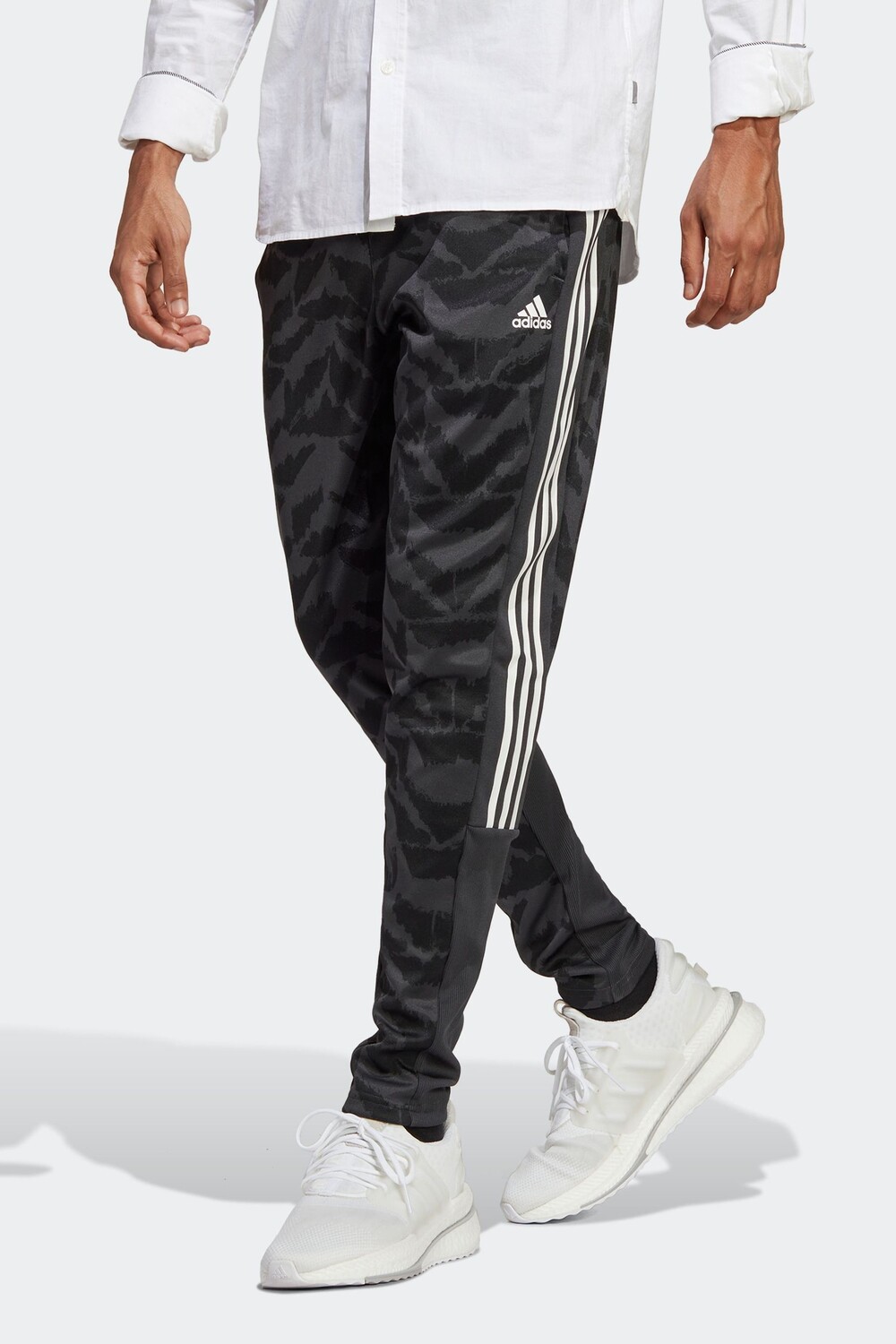 

Спортивные джоггеры Tiro Suit-Up Lifestyle adidas, серый