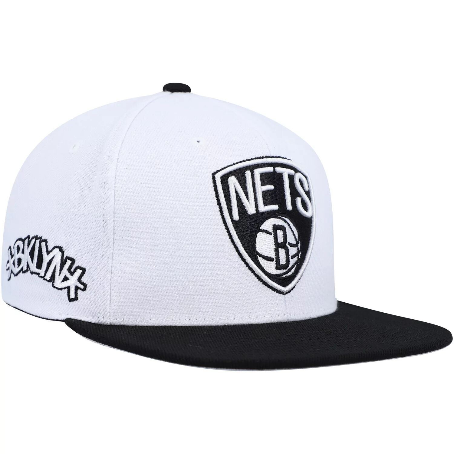 

Мужская кепка Mitchell & Ness белого/черного цвета Brooklyn Nets Side Core 2.0 Snapback