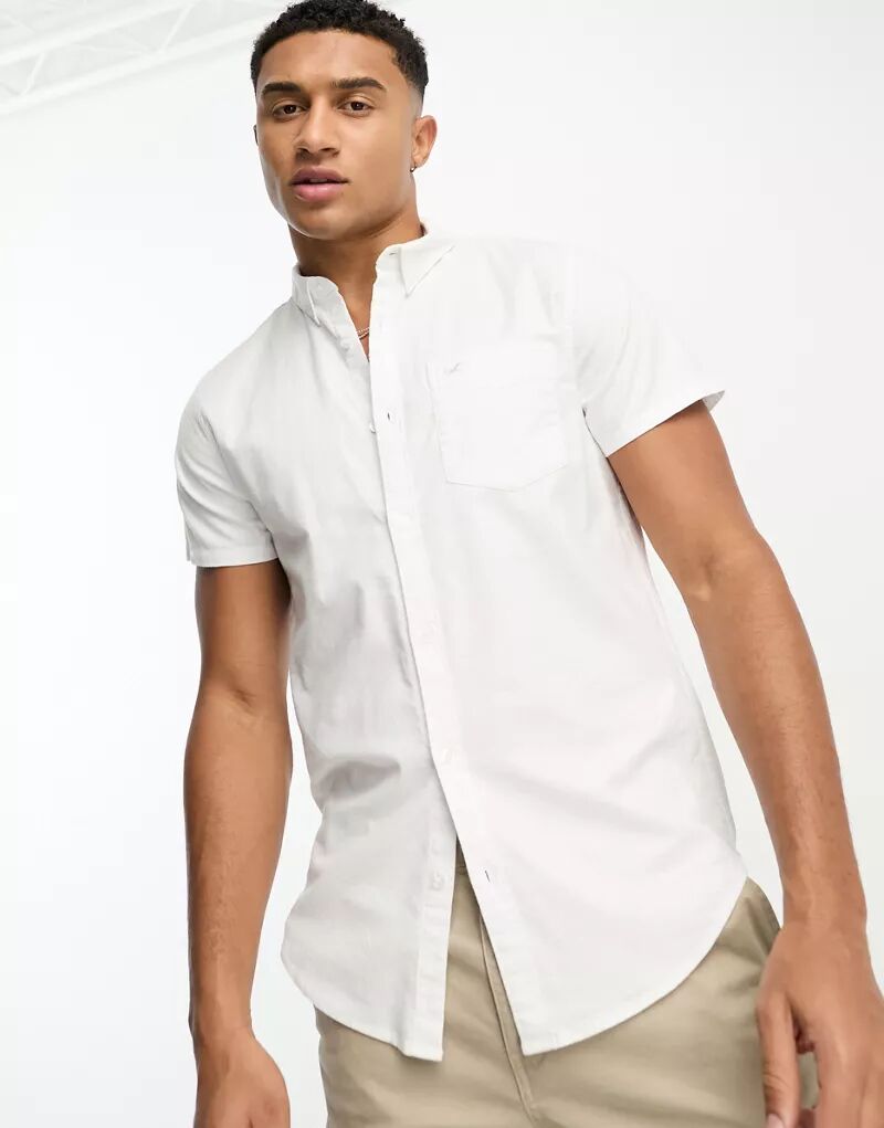 Белая оксфордская рубашка с короткими рукавами с фирменным логотипом Hollister