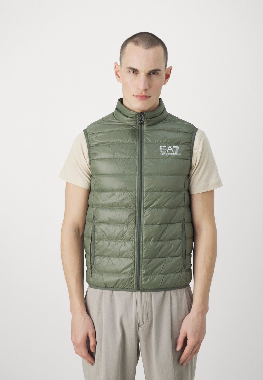 

Жилет WAISTCOAT EA7 Emporio Armani, цвет verde scuro