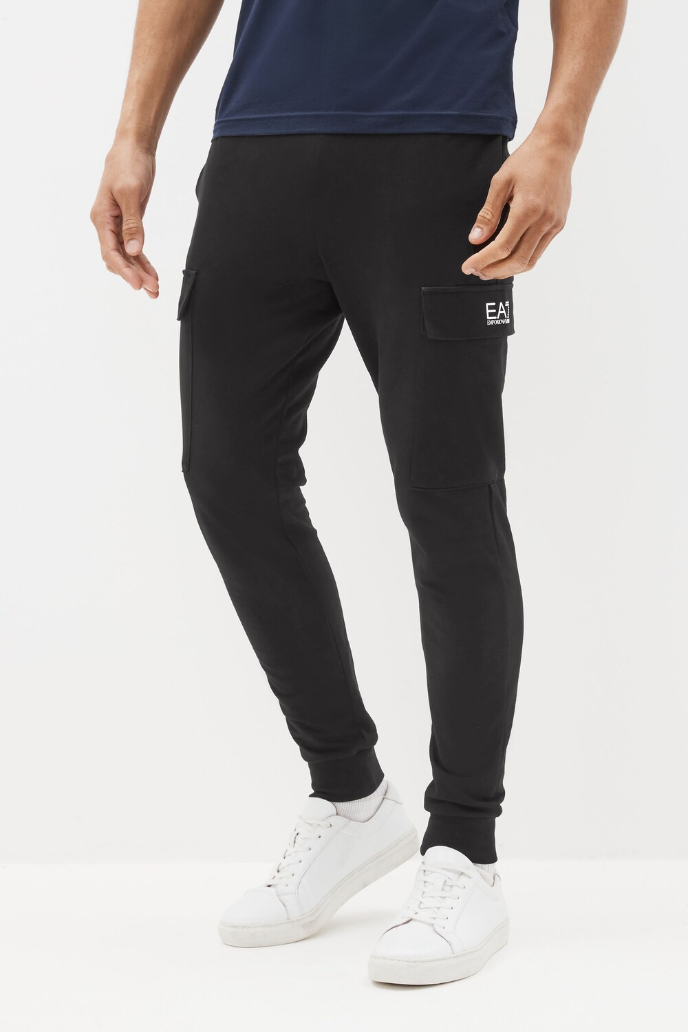 

Брюки-Карго Armani Joggers emporio core id Ea7, черный