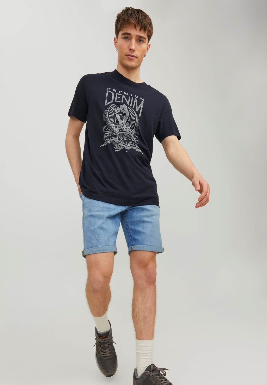 

Джинсовые шорты Jack & Jones