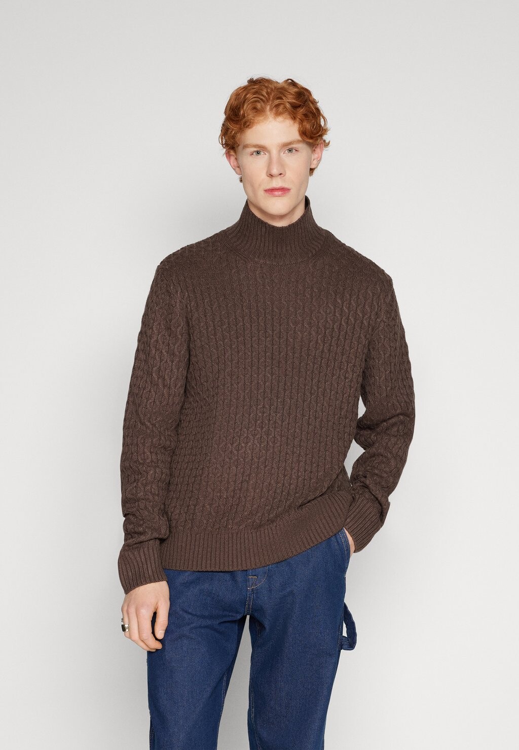 

Свитер JORCOSY CABLE HIGH NECK Jack & Jones, шоколадно-коричневый