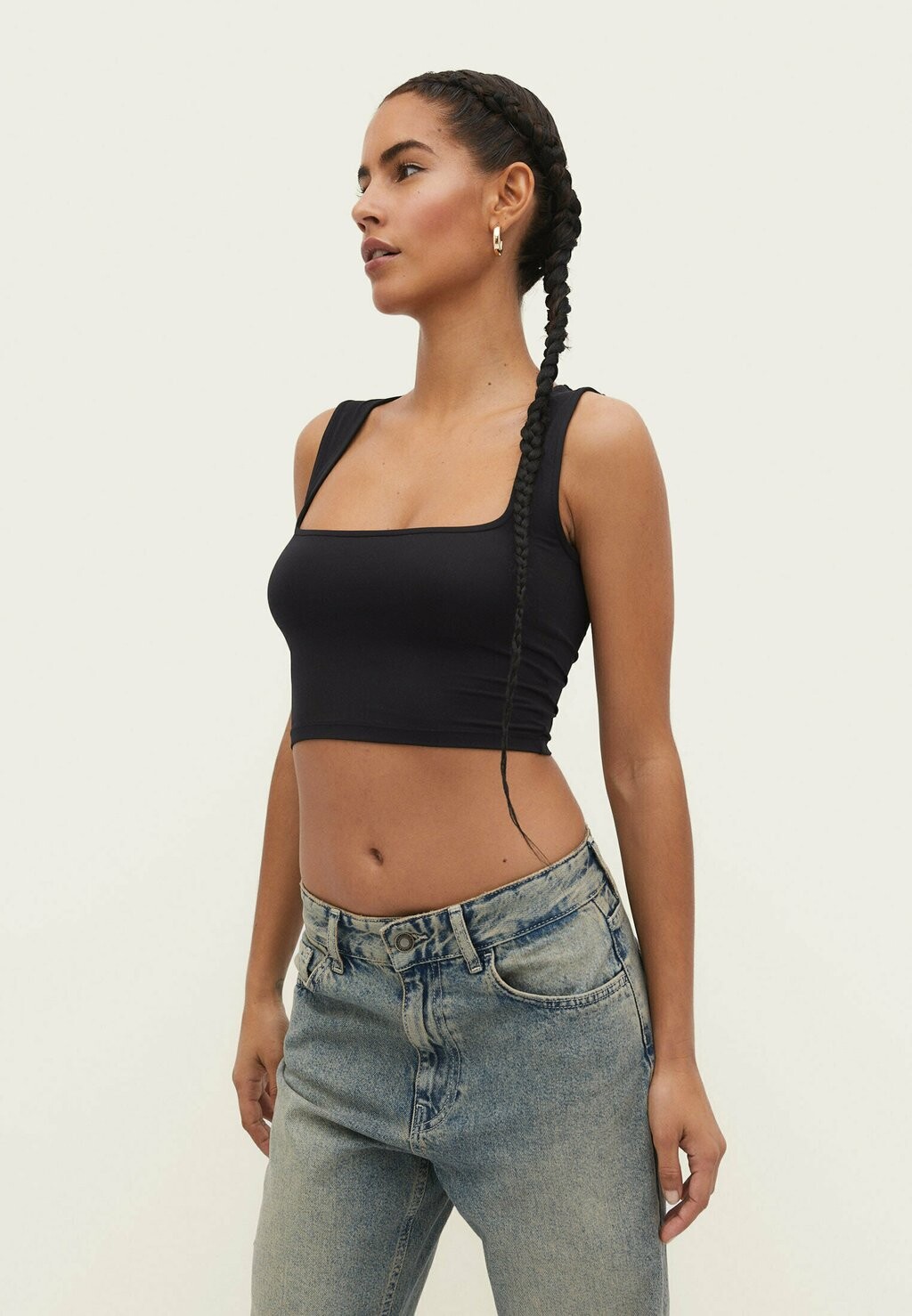 

Топ Stradivarius, черный