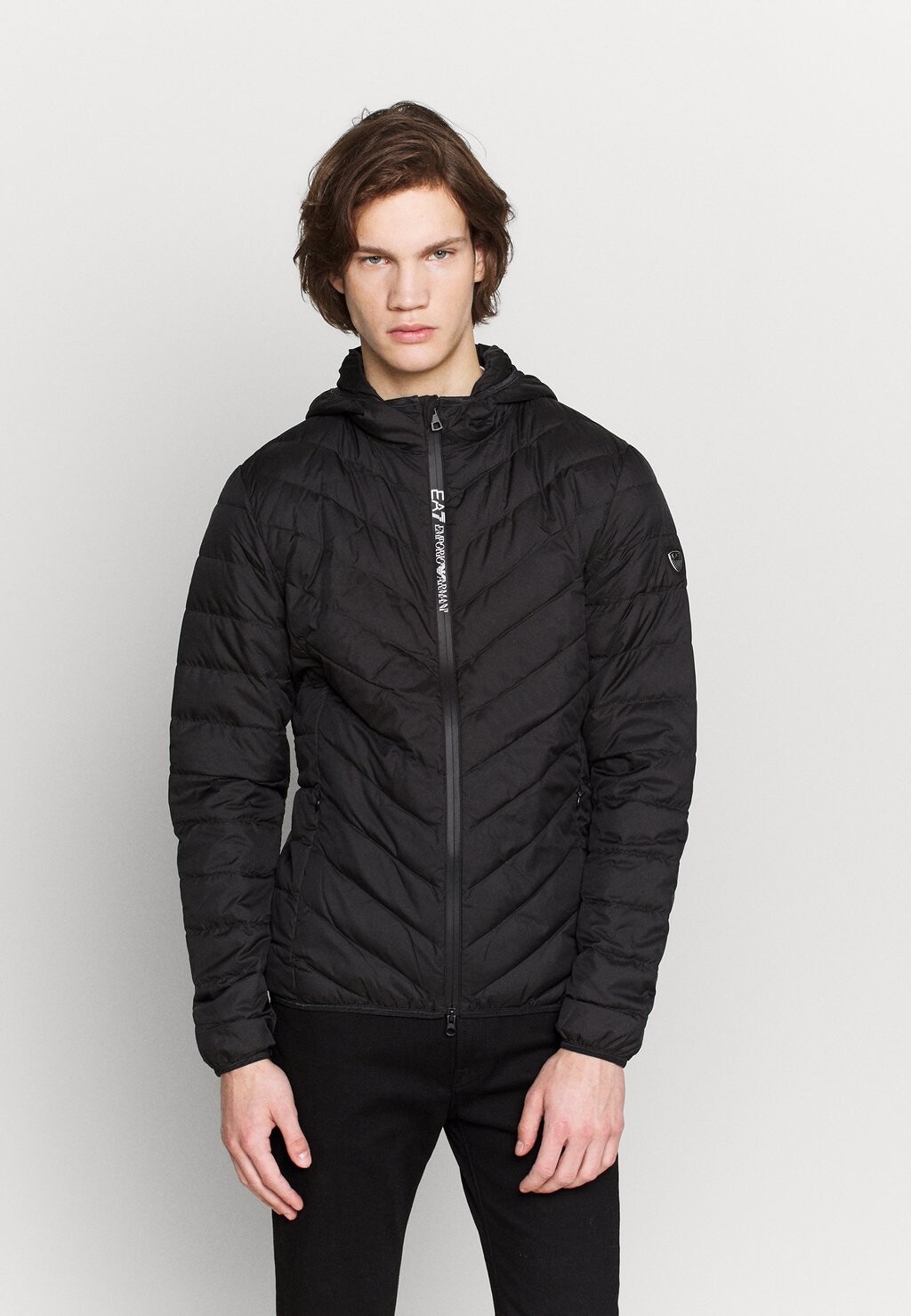 

Пуховик Armani Emporio