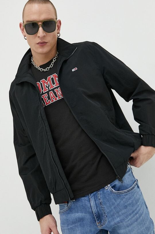 

Куртка Tommy Jeans, черный
