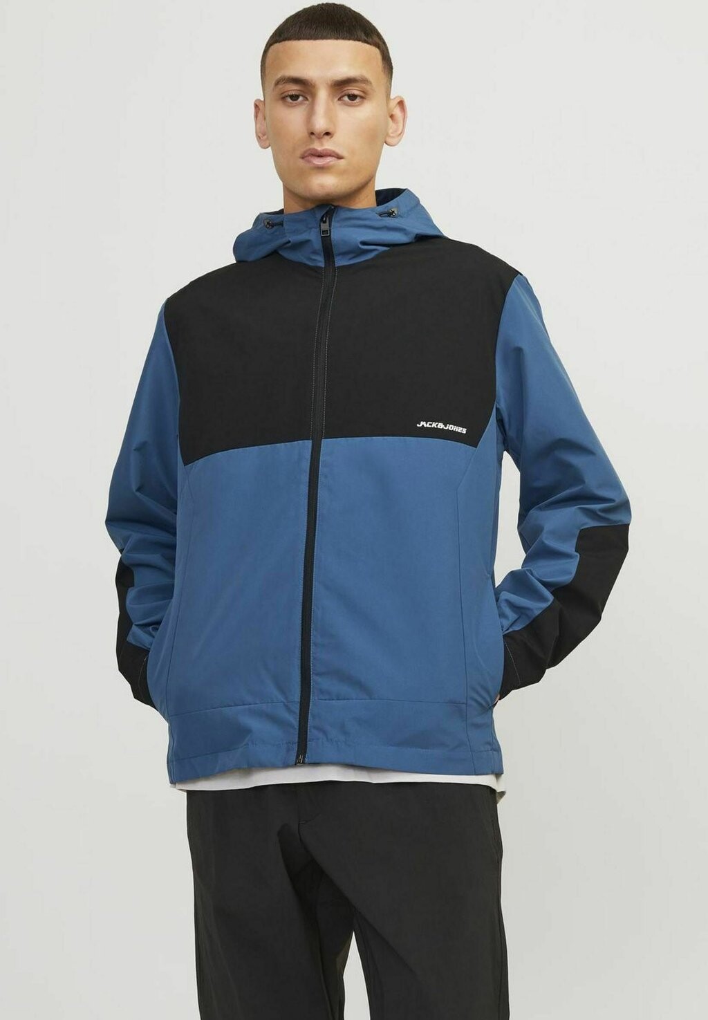 

Куртка для активного отдыха KAPUZEN Jack & Jones, цвет ensign blue