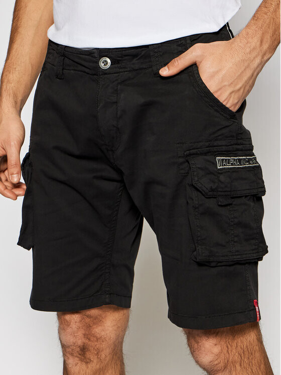 

Тканевые шорты узкого кроя Alpha Industries, черный