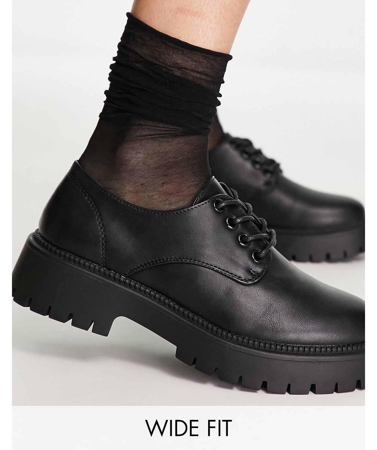 

Черные массивные туфли на шнуровке schuh Wide Fit Lilbet