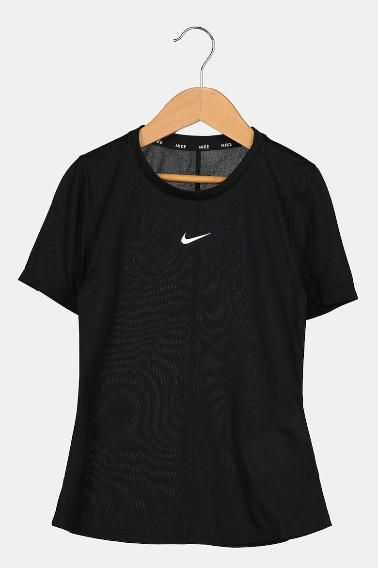 

Одна футболка с Dri-Fit и логотипом Nike, черный