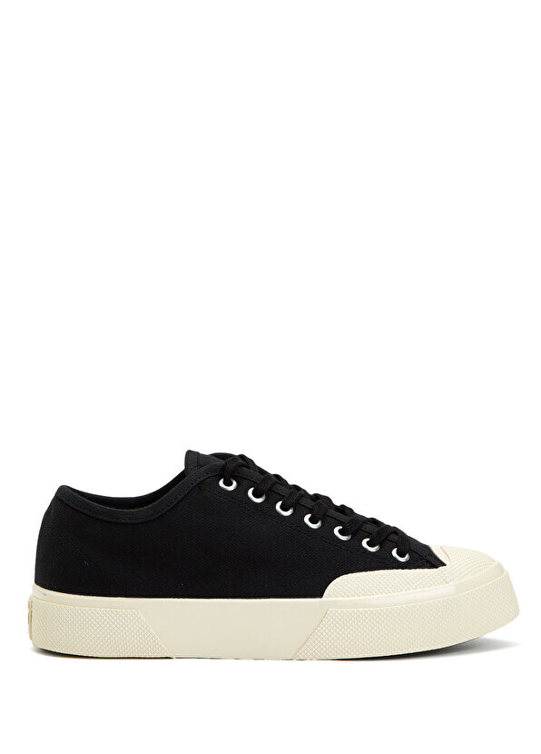 

Женские кроссовки с черным логотипом Superga