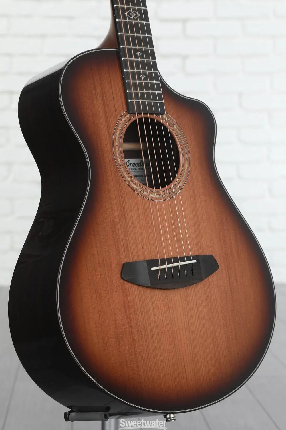 

Акустически-электрическая гитара Breedlove Premier Companion CE - Edgeburst