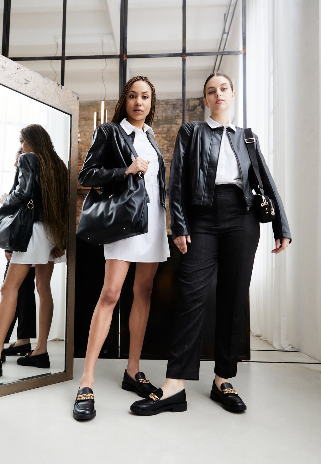 

Лоферы Guess, черный