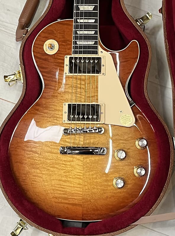 

Электрогитара Gibson Les Paul Standard '60s Unburst New Unplayed w/case Auth Dealer Fac 9lbs12oz #0078