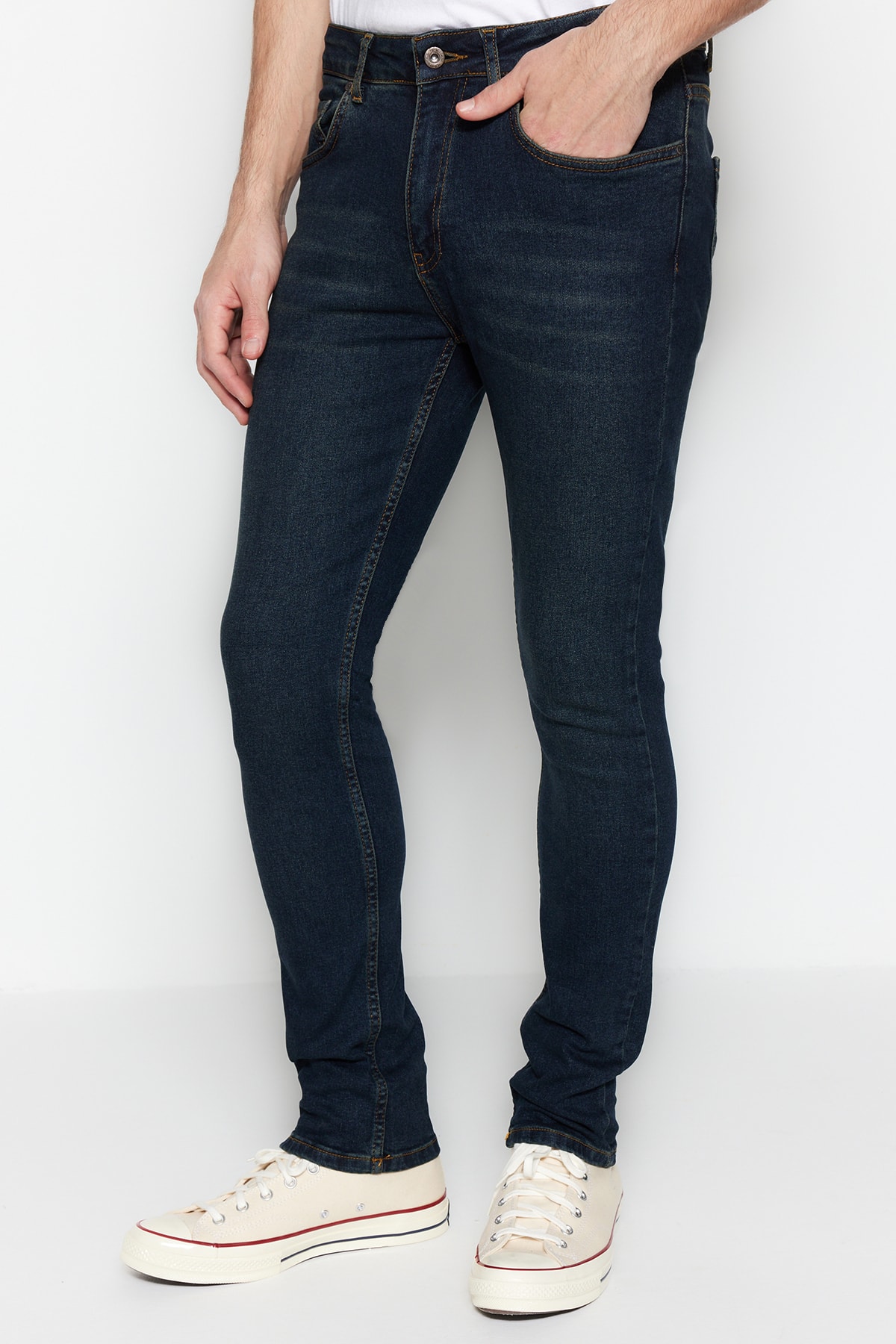 Джинсы Trendyol скинни, темно-синий джинсы скинни размер 42 синий