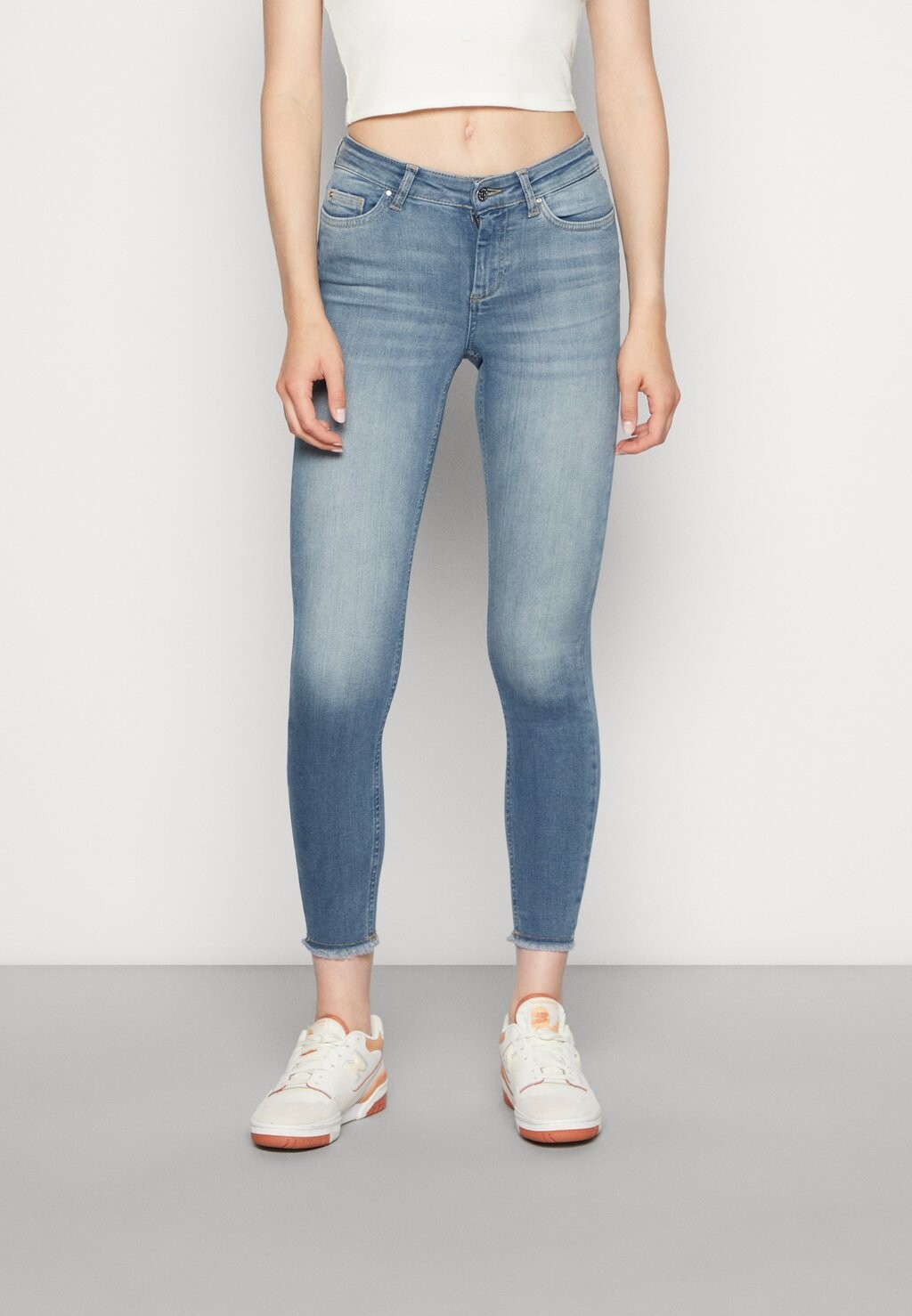 

Джинсы Skinny Fit ONLY Onlblush Mid Skinny Ankraw, особенный сине-серый деним