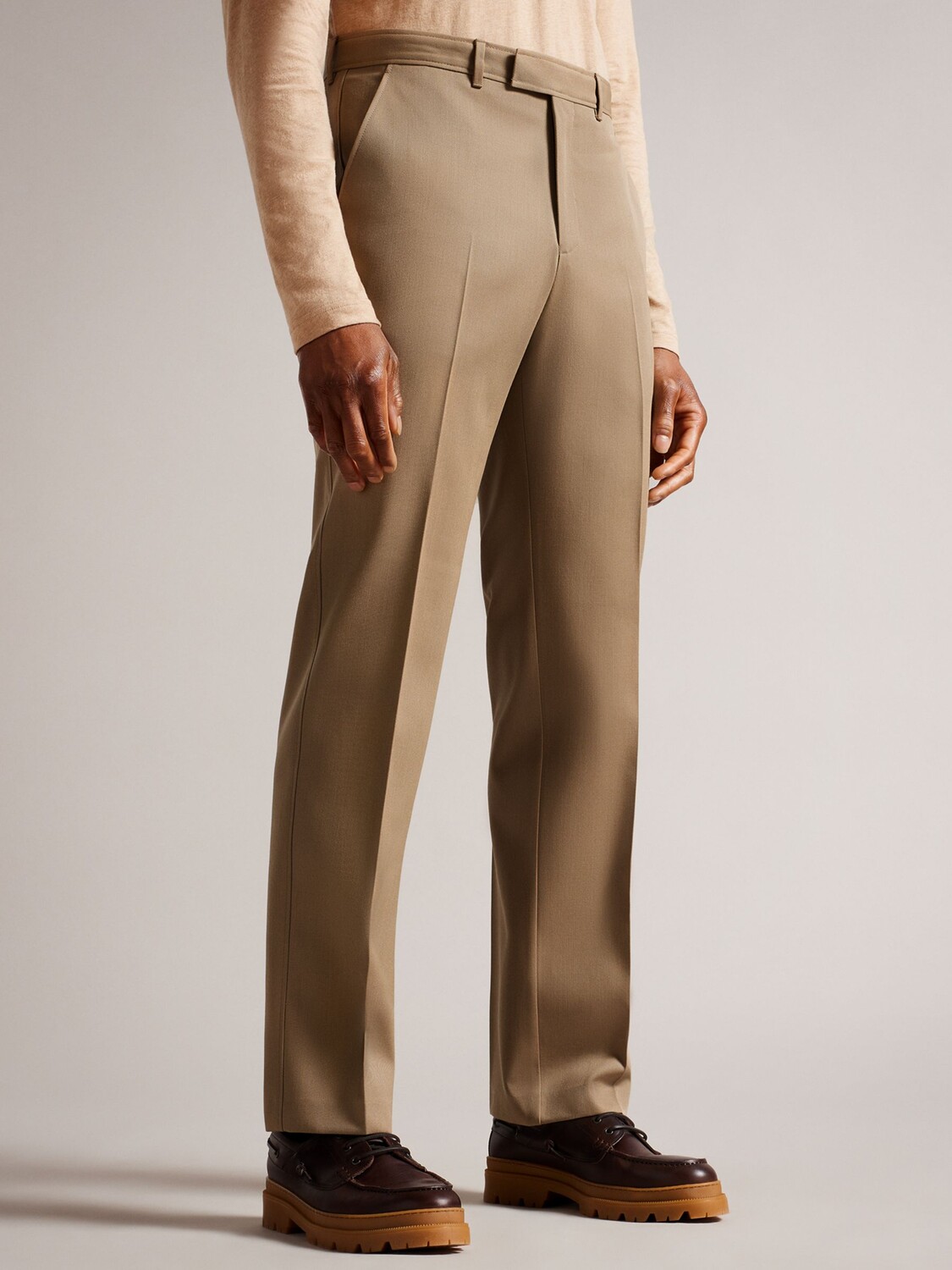 

Шерстяные брюки Ted Baker Hedd, нейтральный цвет
