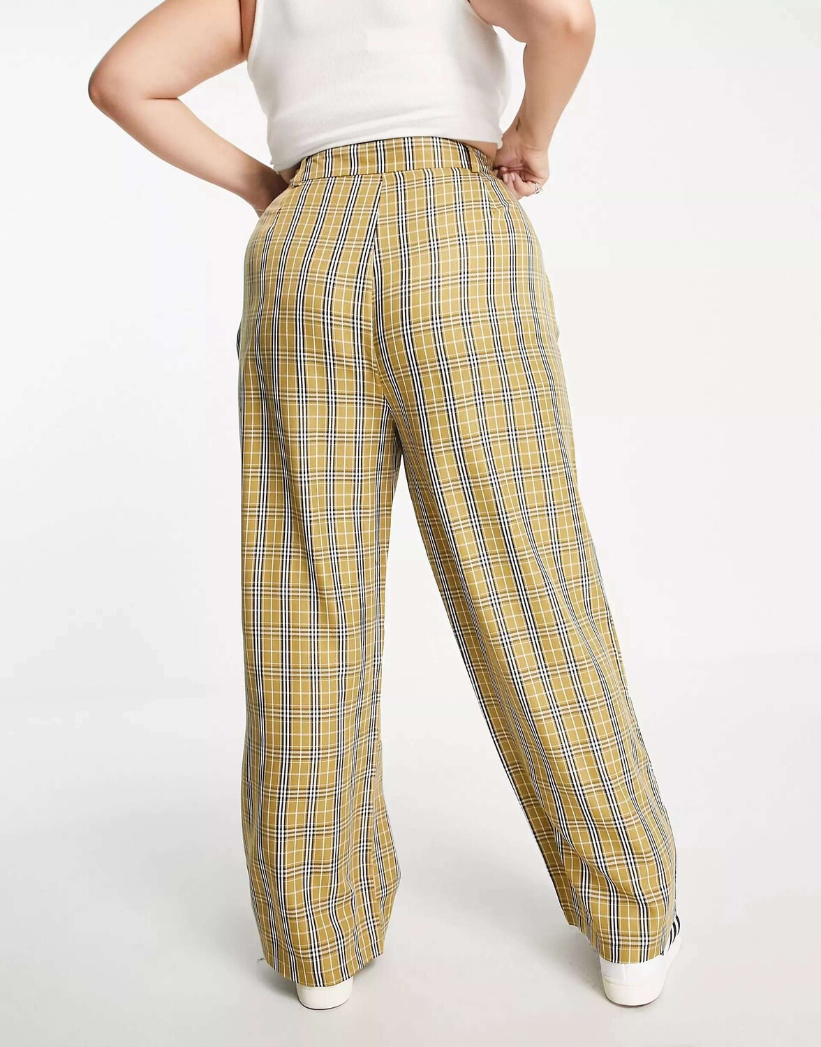 

Сшитые на заказ брюки в бежевую клетку Urban Threads Plus Urban Threads, Бежевый