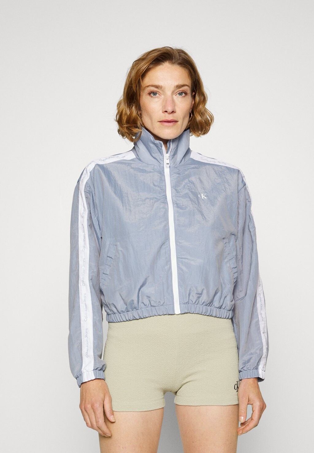 

Ветровка Calvin Klein Jeans, Серый