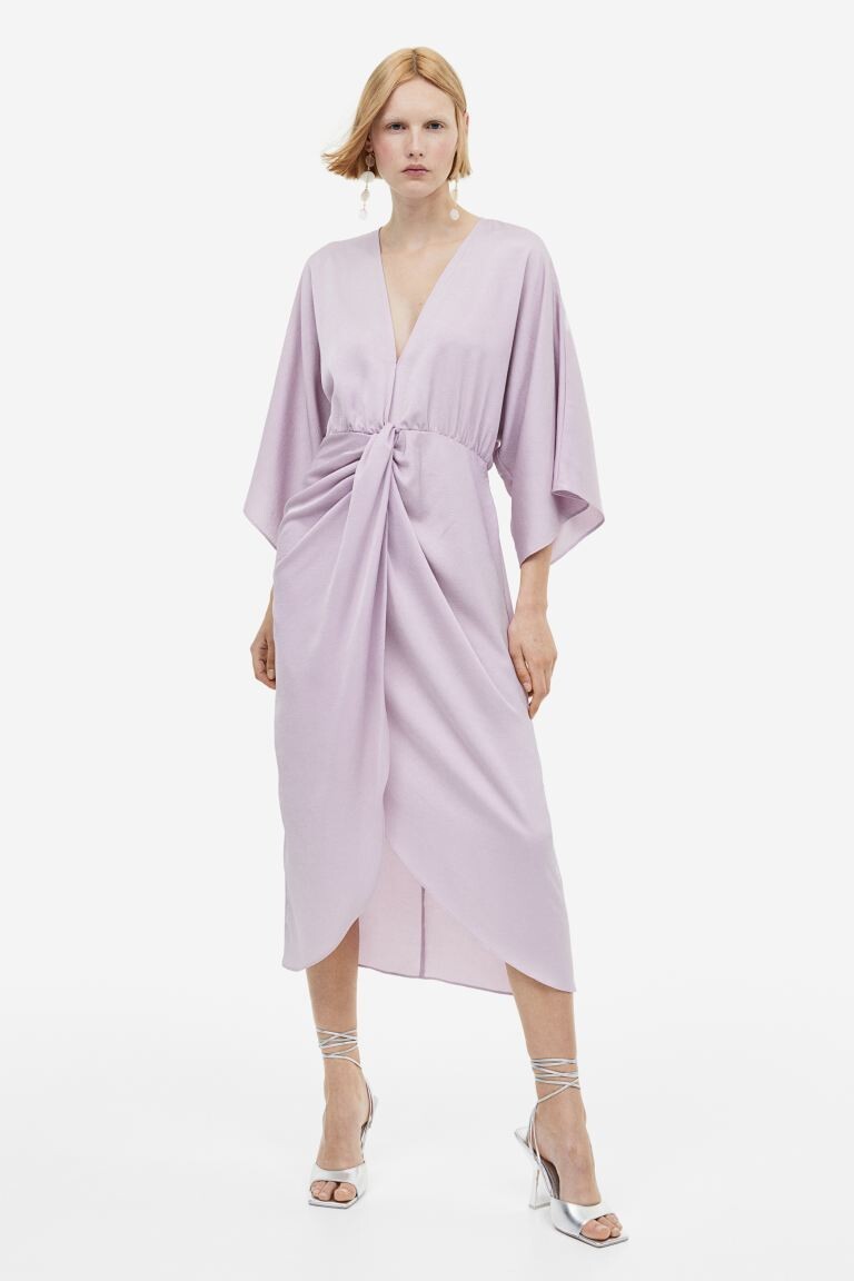 

Платье с V-образным вырезом H&M