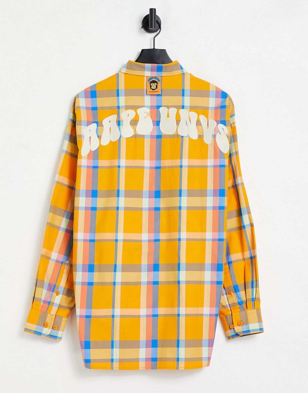 

Оранжевая рубашка мира Aape By A Bathing Ape
