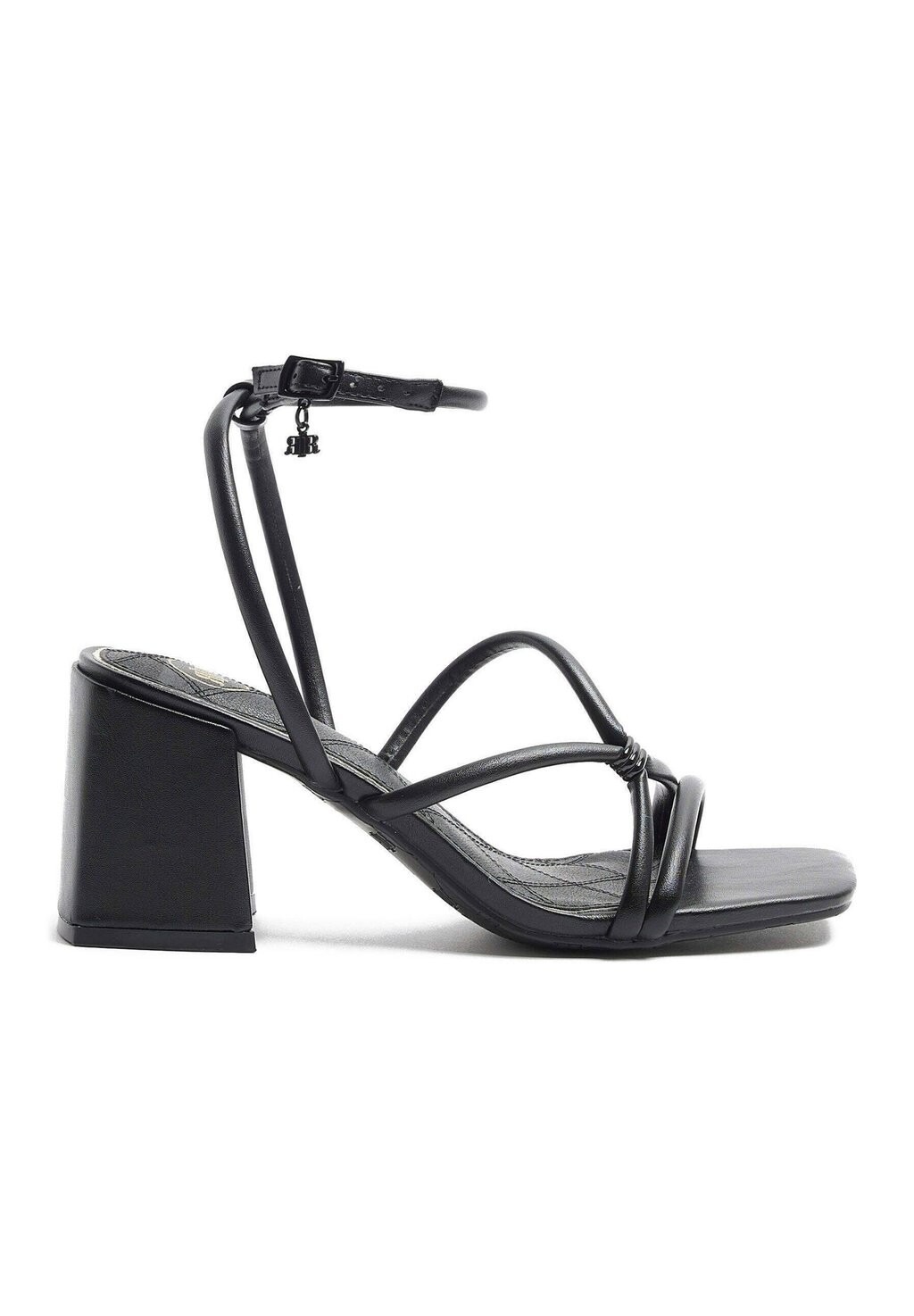 

Босоножки с ремешком River Island, цвет black