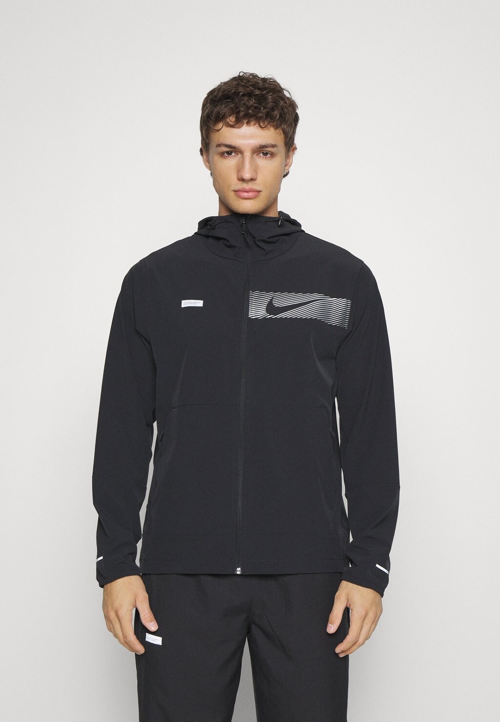 

Куртка для бега Unlimited Nike, цвет black/silver