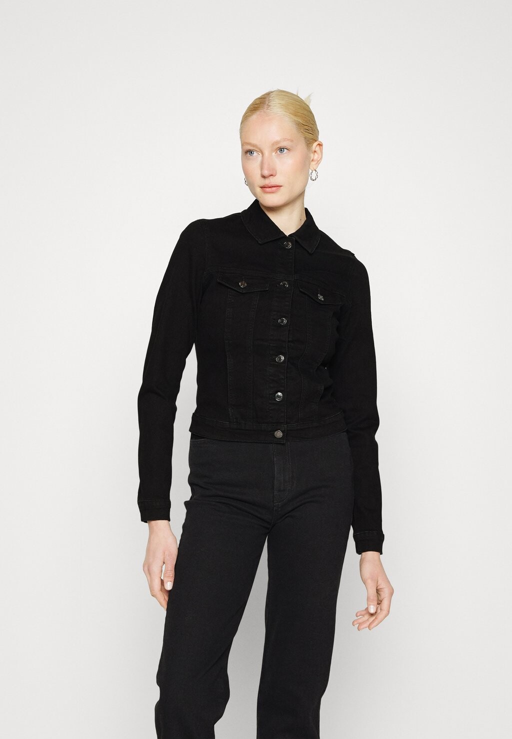 

Джинсовая куртка Vero Moda, черный