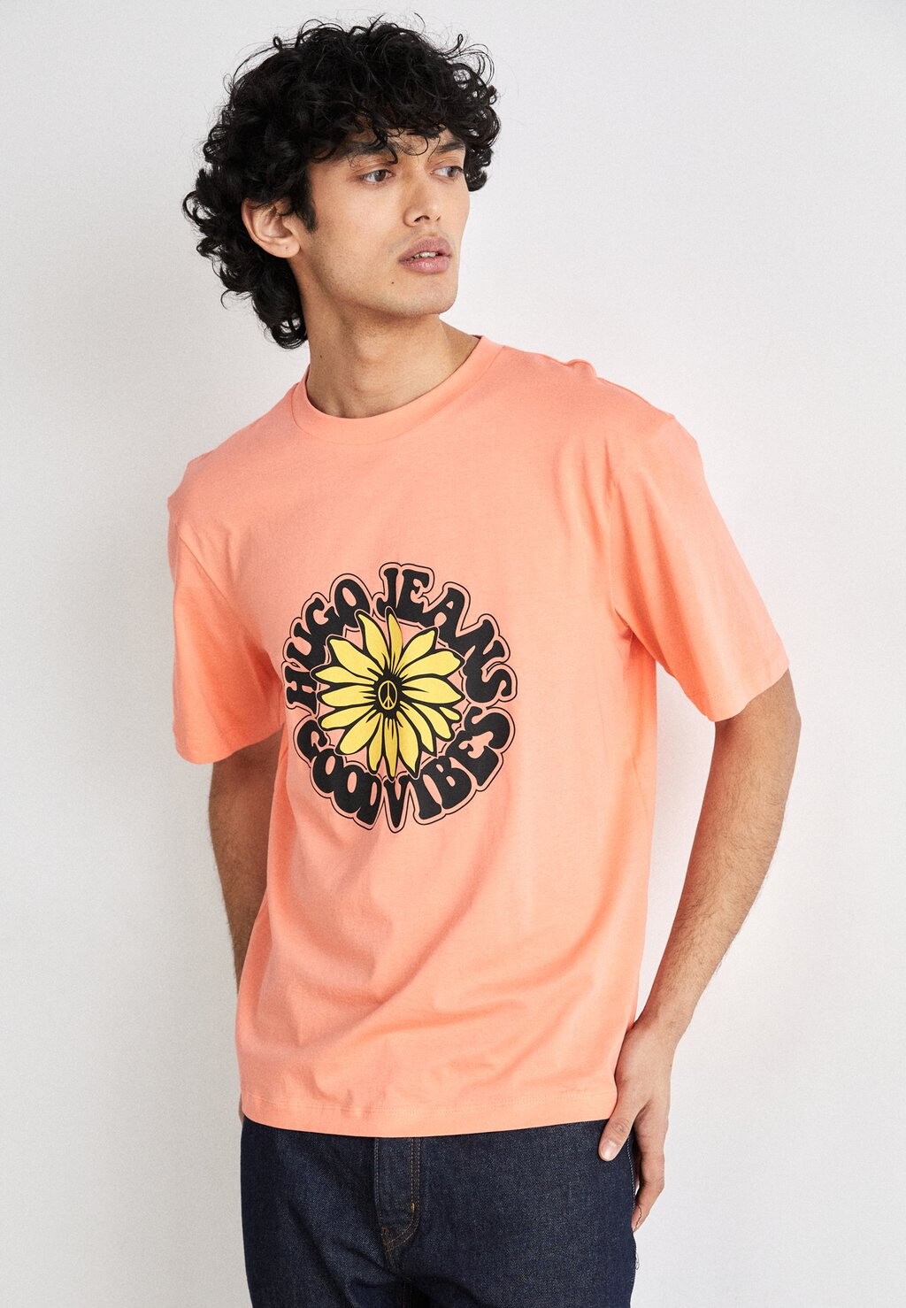 

Футболка с принтом NUNE HUGO, цвет light pastel orange