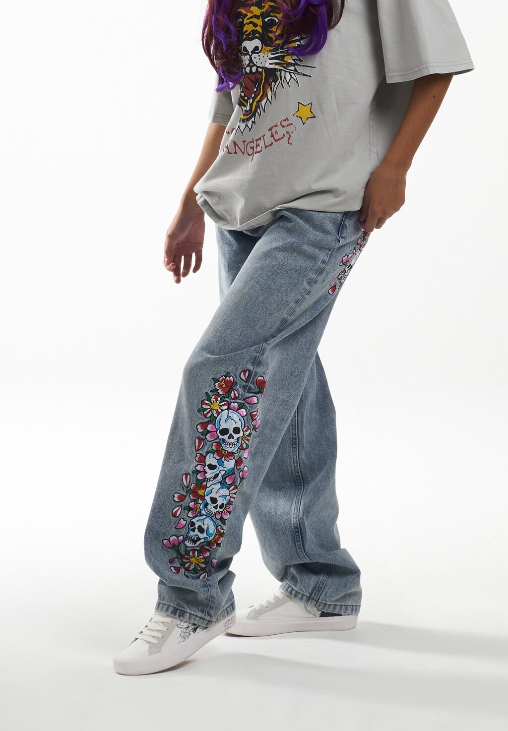 

Джинсы прямого кроя Ed Hardy