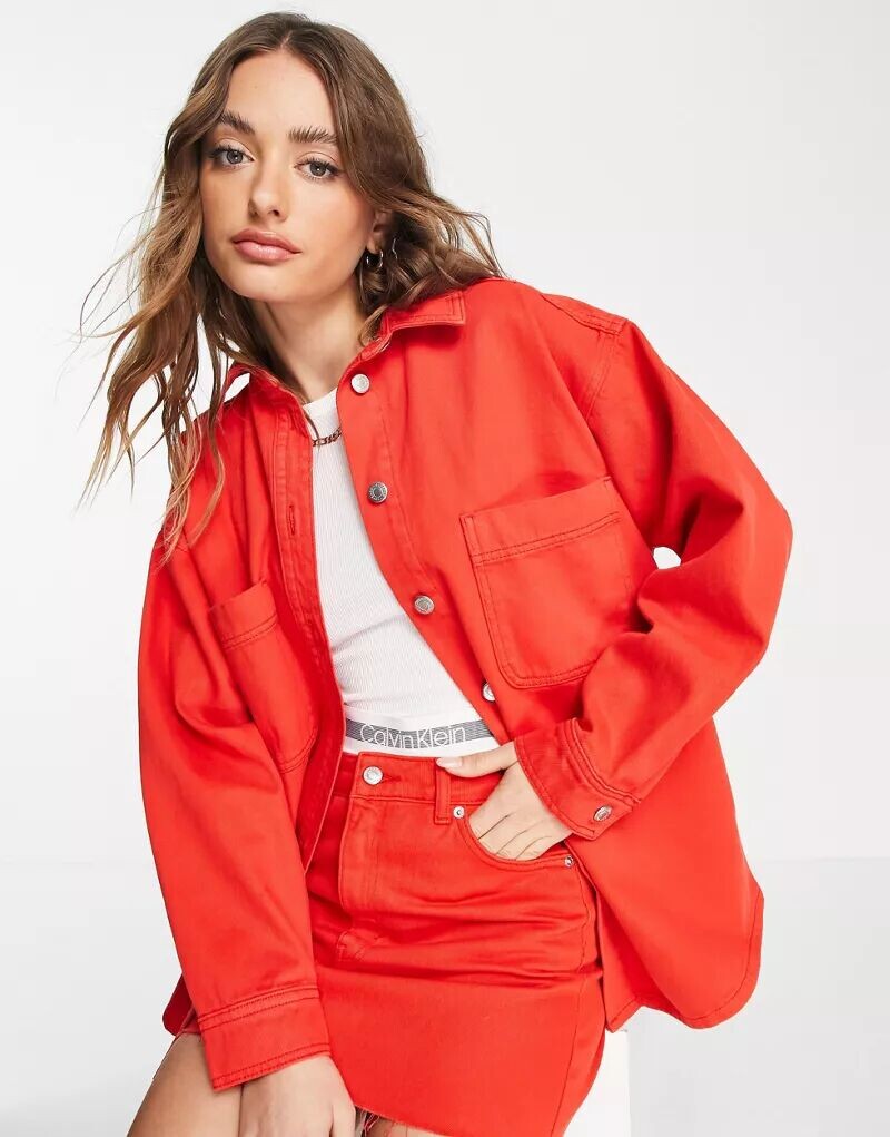 

Красная хлопковая джинсовая куртка Topshop - RED