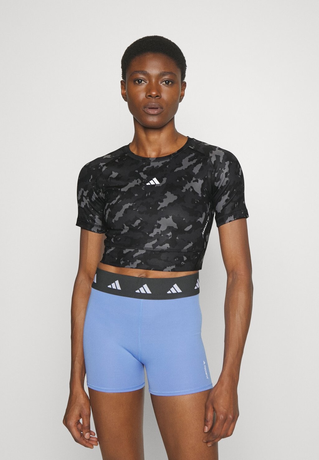 

Спортивная футболка Adidas, Черный