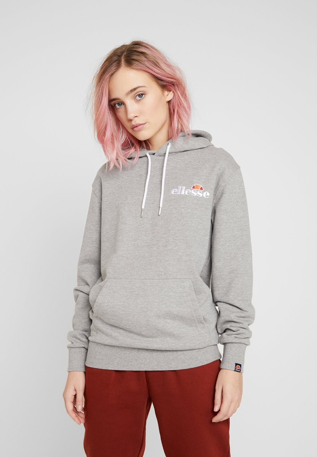 

Худи Ellesse