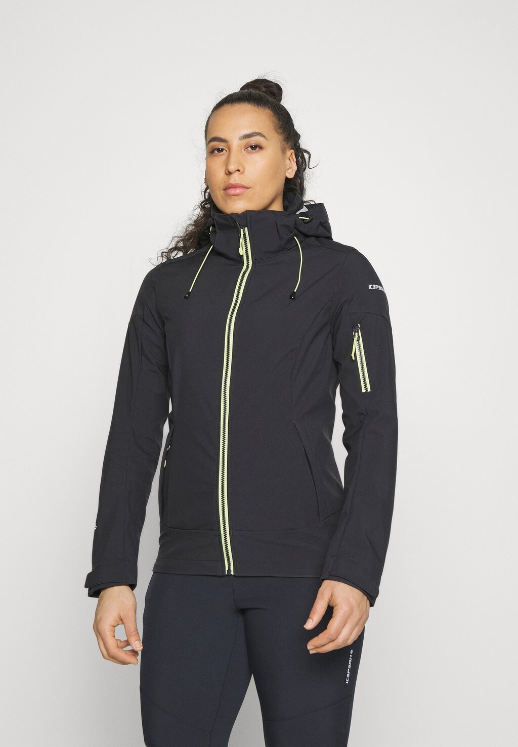 

Куртка софтшелл Icepeak