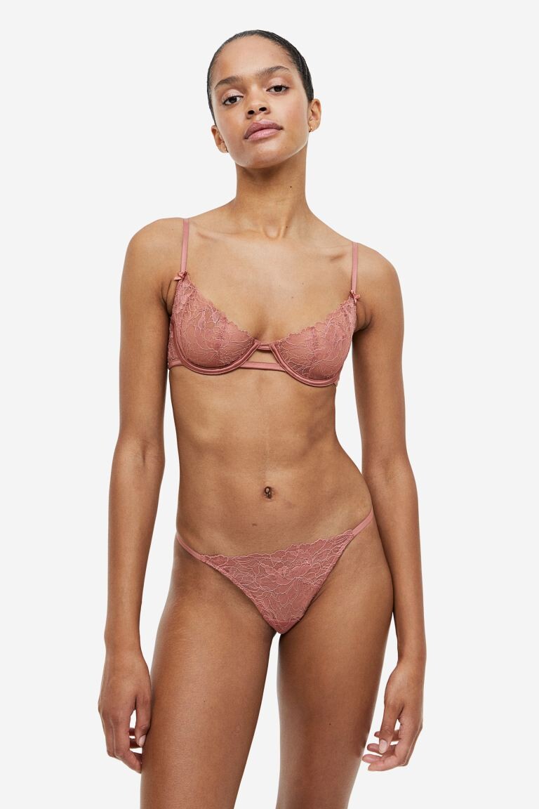 

Комплект из 3 кружевных трусиков-стрингов H&M