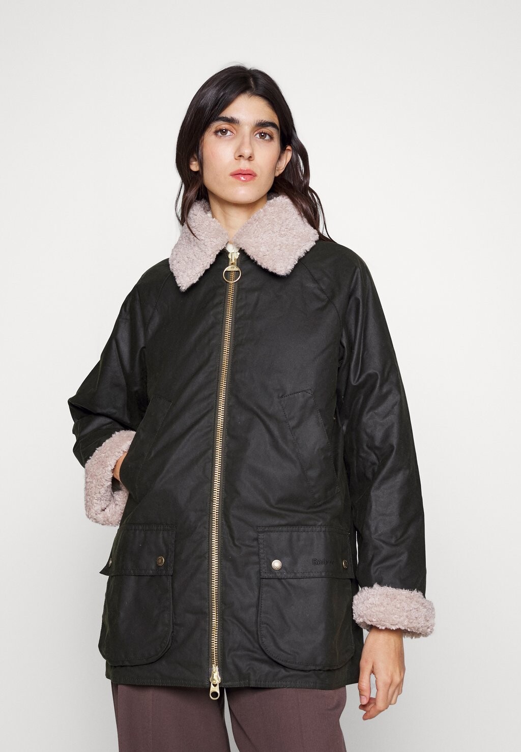 

Пальто зимнее Barbour, темно-зеленый