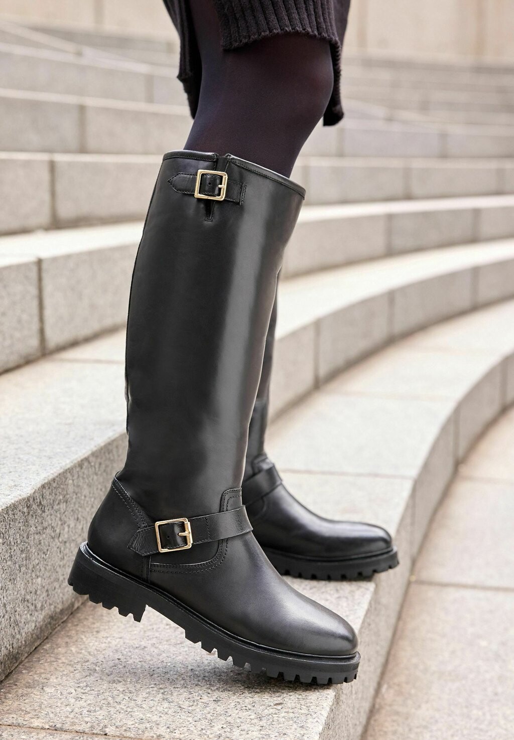 

Техасские/байкерские ботинки Forever Comfort Buckle Detail Next, черный