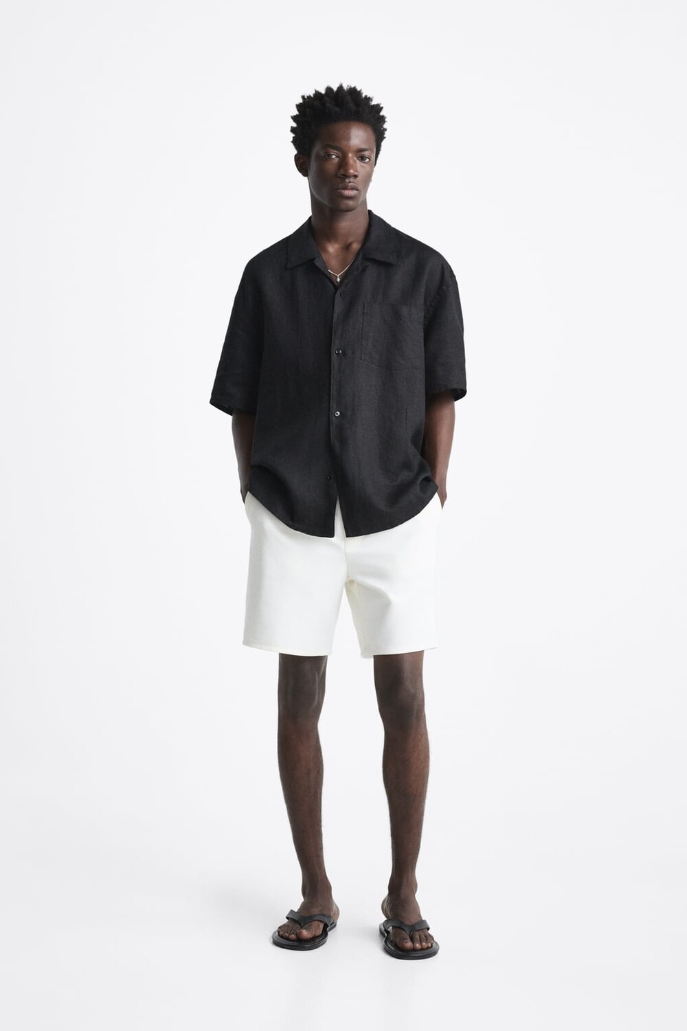 

Комфортные шорты-бермуды ZARA, белый