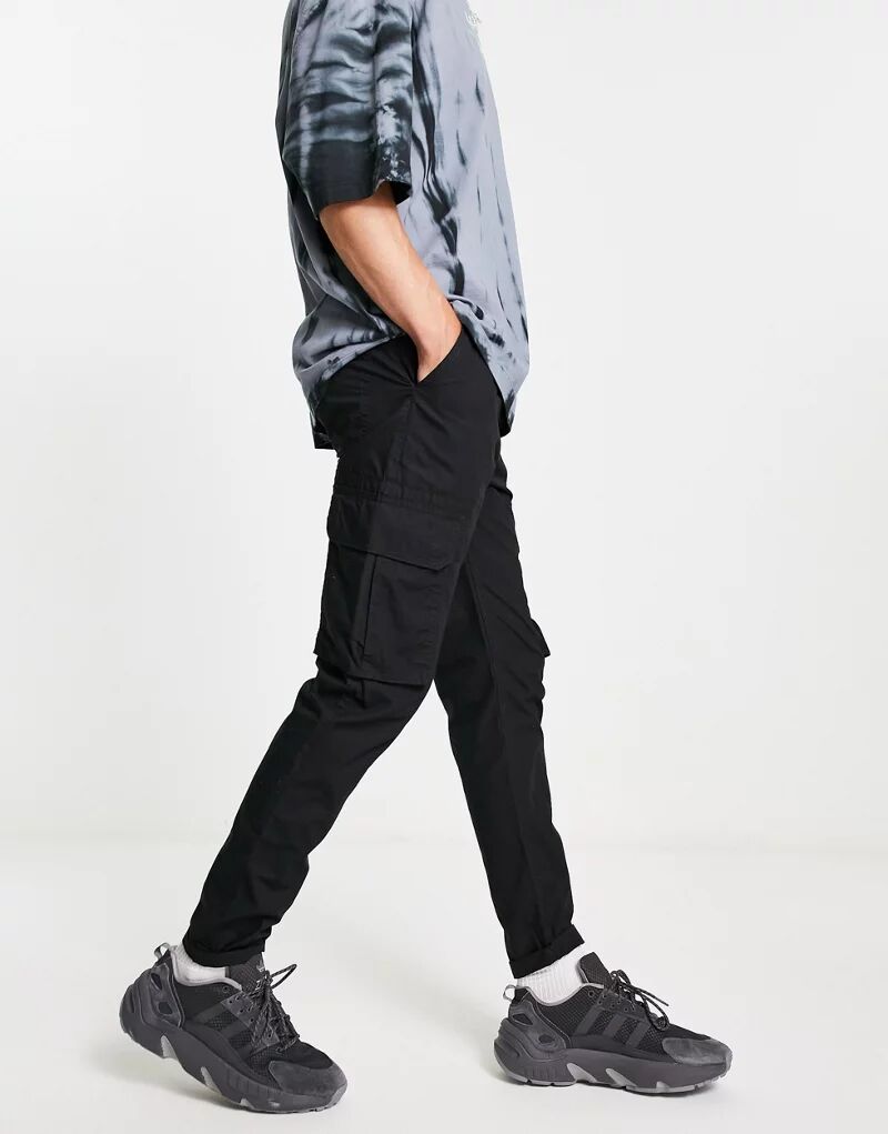 Черные брюки карго с рипстопом New Look стандартного кроя